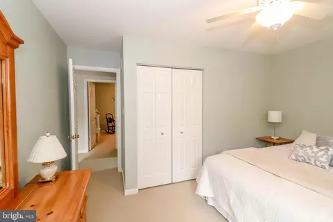 Bedroom - 18 Iron Horse Dr, Lititz, PA 17543 photo 9 of 11