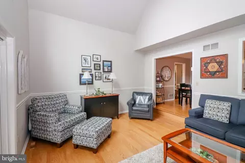 Entry Way - 18 Iron Horse Dr, Lititz, PA 17543 photo 4 of 6