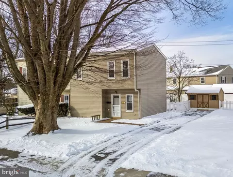 514 N Water St, Lititz, PA 17543