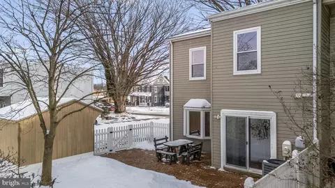 514 N Water St, Lititz, PA 17543 photo 3