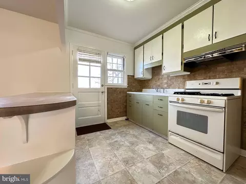 Kitchen - 315 Prospect St, Lancaster, PA 17603 photo 2 of 2