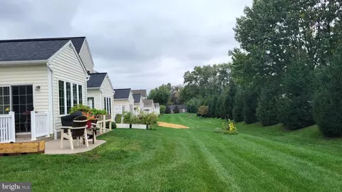 331 Pin Oak Dr, Lititz, PA 17543 photo 10