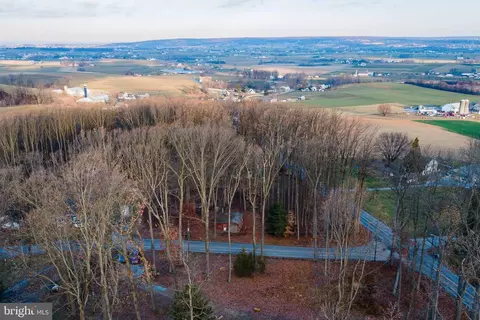 702 Lime Quarry Rd, Gap, PA 17527 photo 4