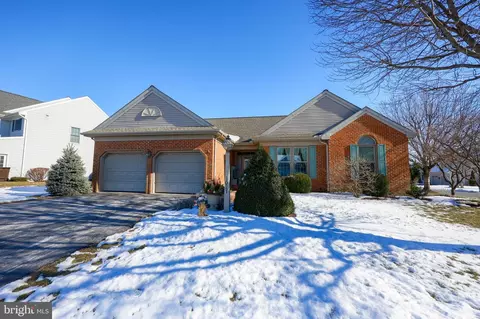1027 Fondersmith Dr, Lancaster, PA 17601