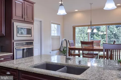 640 Warminster Ln, Lititz, PA 17543 photo 18