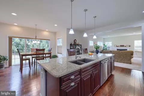 640 Warminster Ln, Lititz, PA 17543 photo 14