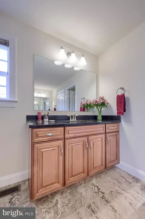 640 Warminster Ln, Lititz, PA 17543 photo 32