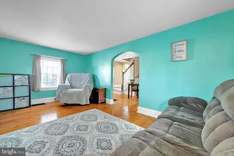 125 Rodney Ln, Lititz, PA 17543 photo 3