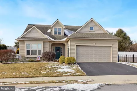 47 Summerlyn Dr, Ephrata, PA 17522