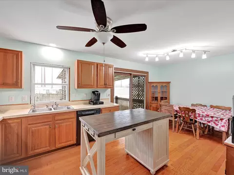 846 E Main St, Mount Joy, PA 17552 photo 12