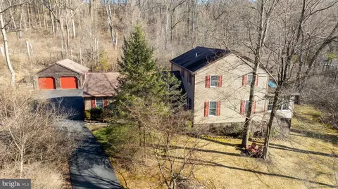 540 Laurel Ridge Rd, Reinholds, PA 17569