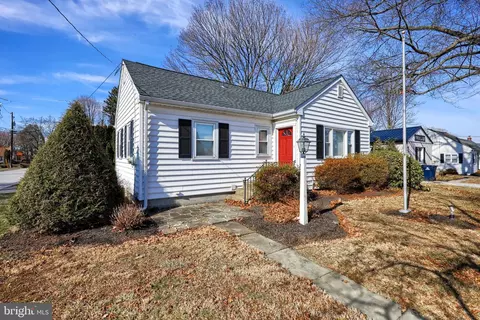 172 S Eastland Dr, Lancaster, PA 17602