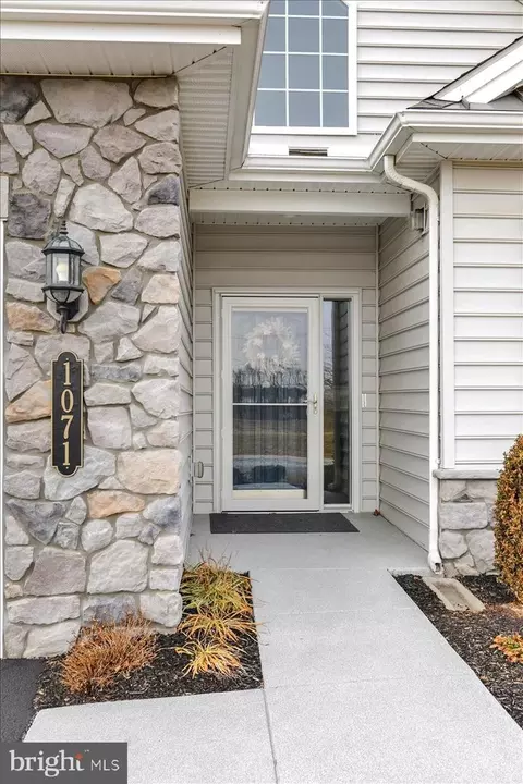 Entry Way - 1071 Presidents Dr, Lititz, PA 17543 photo 6 of 6