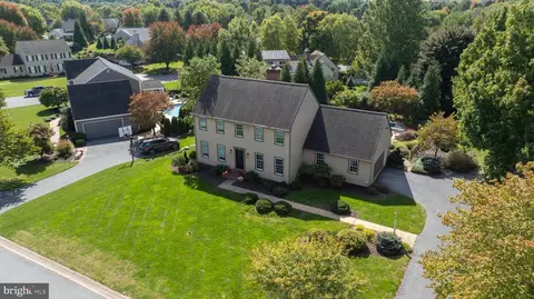 6 Bennington Cir, Lititz, PA 17543 photo 11
