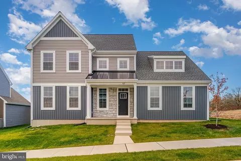 107 Sparrow Ln, Elizabethtown, PA 17022