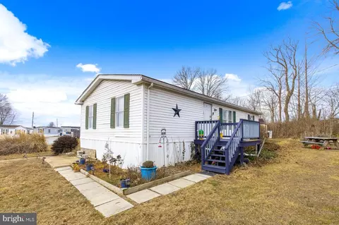 3 Valley Run Vlg, Christiana, PA 17509