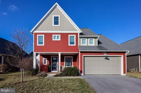 1421 Willow Creek Dr, Mount Joy, PA 17552