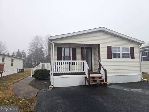 144 Tulip Cir, Ephrata, PA 17522