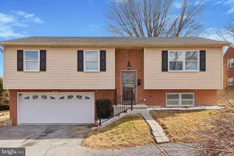 395 Abbeyville Rd, Lancaster, PA 17603