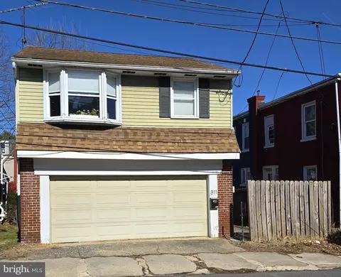 811 5th St, Lancaster, PA 17603