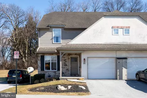 56 Toll Gate Sta, Lancaster, PA 17601