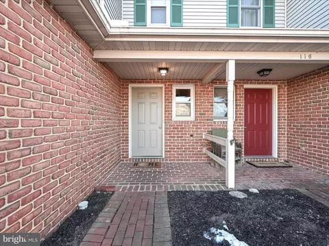 118 Pepperton Ct, Lititz, PA 17543 photo 6