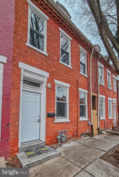 16 Conestoga St, Lancaster, PA 17602