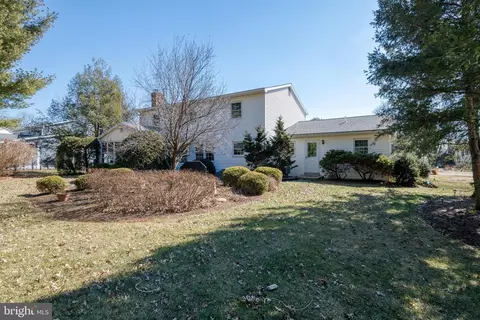 17 Buttonwood Dr, Lititz, PA 17543 photo 37