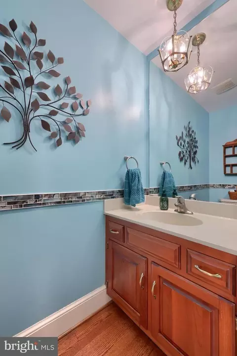 Bath - 128 Hammersmith Ln, Lititz, PA 17543 photo 1 of 6