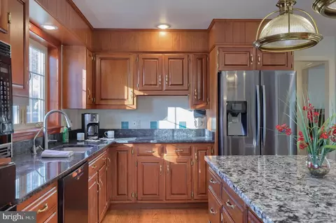 Kitchen - 128 Hammersmith Ln, Lititz, PA 17543 photo 1 of 5
