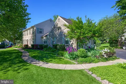 Exterior - 128 Hammersmith Ln, Lititz, PA 17543 photo 7 of 13