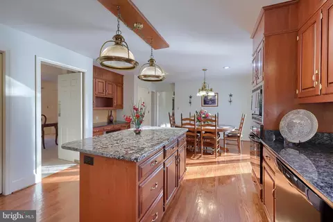 Kitchen - 128 Hammersmith Ln, Lititz, PA 17543 photo 5 of 5