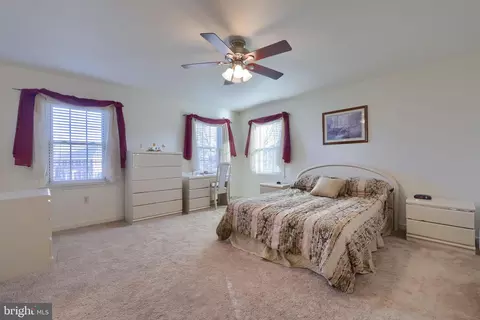 Bedroom - 128 Hammersmith Ln, Lititz, PA 17543 photo 1 of 8