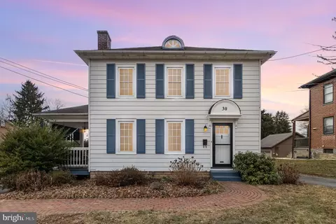 30 Wabank Rd, Millersville, PA 17551