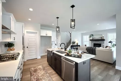 Kitchen - 35 Vista Ct, Lititz, PA 17543 photo 2 of 2