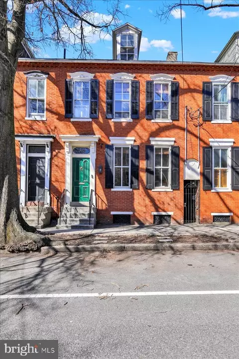 216 N Mulberry St, Lancaster, PA 17603