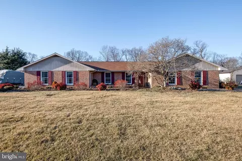 3 Fisher Ter, Willow Street, PA 17584