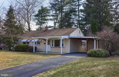 2680 Broad St, East Petersburg, PA 17520