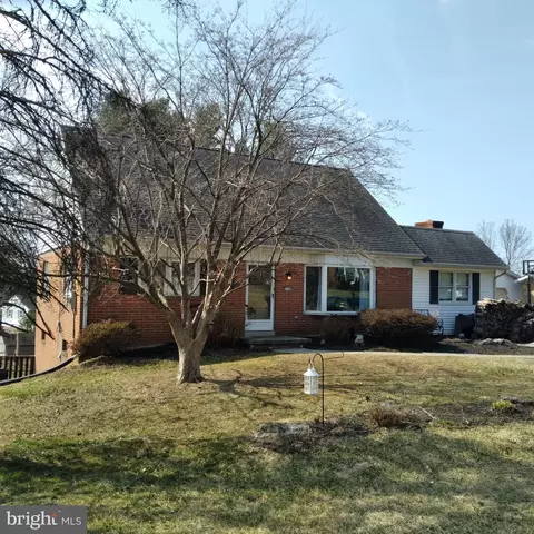 1106 Harriet Ave, Lancaster, PA 17601