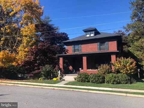 79 E Orange St, Elizabethtown, PA 17022