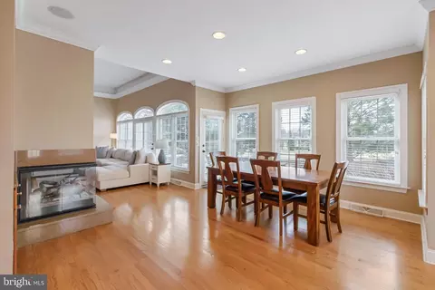 Dining - 810 Woodfield Dr, Lititz, PA 17543 photo 1 of 2