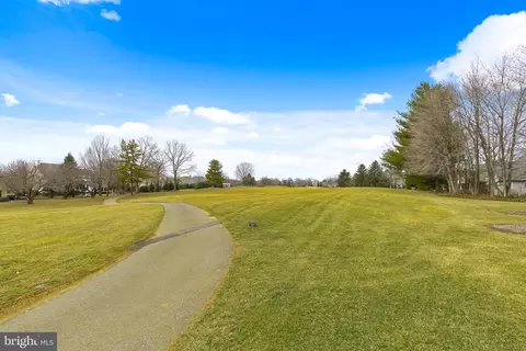 Other - 810 Woodfield Dr, Lititz, PA 17543 photo 8 of 12