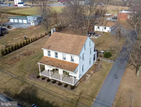 2643 N Colebrook Rd, Manheim, PA 17545