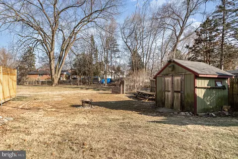157 N Locust St, Lititz, PA 17543 photo 23