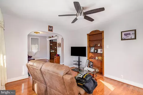 157 N Locust St, Lititz, PA 17543 photo 7
