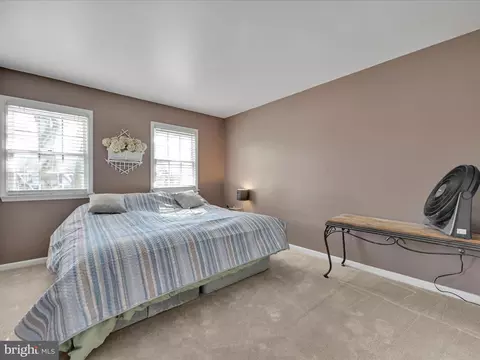 Bedroom - 68 Robinhill Dr, Lititz, PA 17543 photo 1 of 8