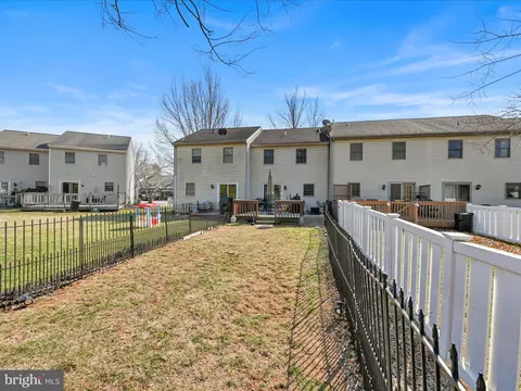 Exterior - 68 Robinhill Dr, Lititz, PA 17543 photo 6 of 7
