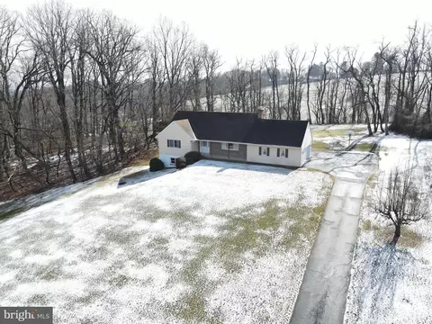 236 Pittsburg Valley Rd, Conestoga, PA 17516