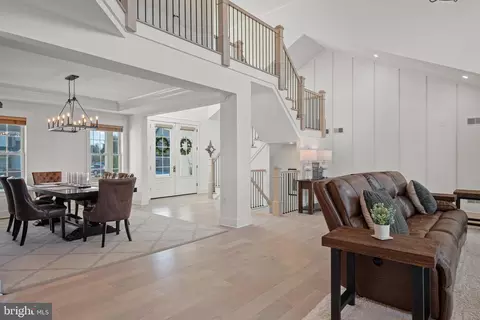 Entry Way - 425 Southampton Dr, Lititz, PA 17543 photo 4 of 15