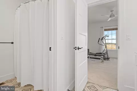 Entry Way - 425 Southampton Dr, Lititz, PA 17543 photo 15 of 15